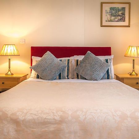 Villiers Lodge Surbiton Kültér fotó
