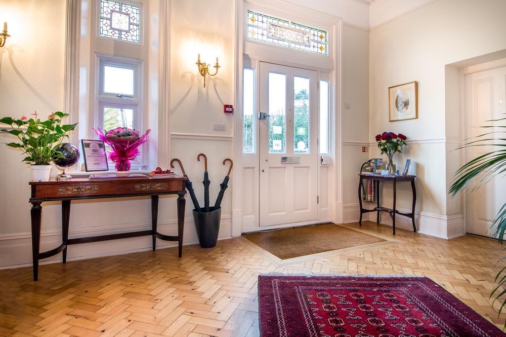 Villiers Lodge Surbiton Kültér fotó