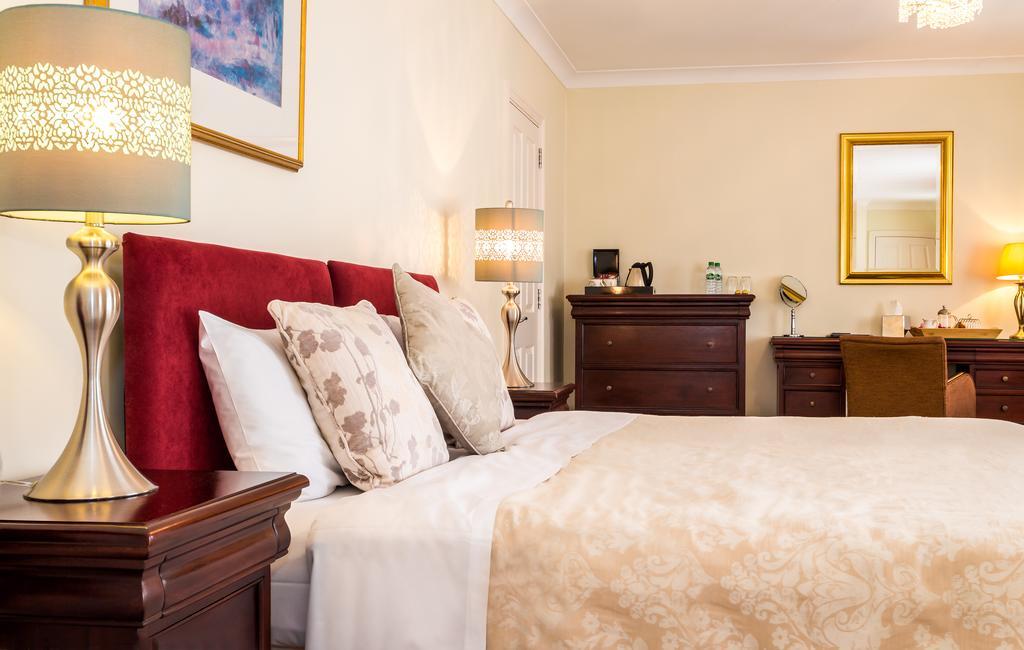 Villiers Lodge Surbiton Kültér fotó