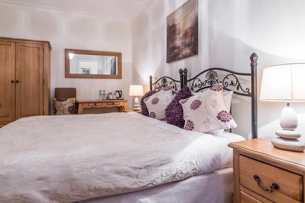 Villiers Lodge Surbiton Kültér fotó