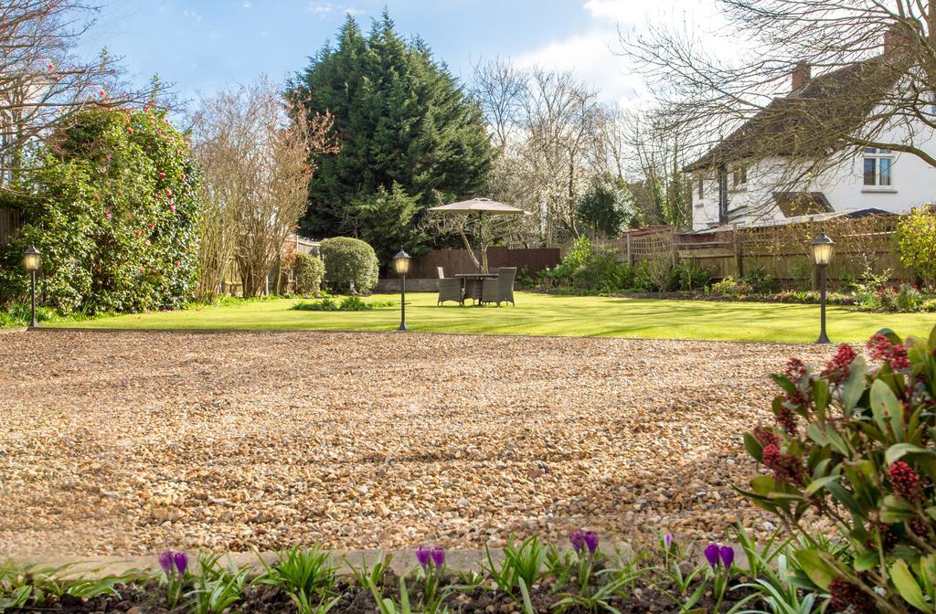 Villiers Lodge Surbiton Kültér fotó
